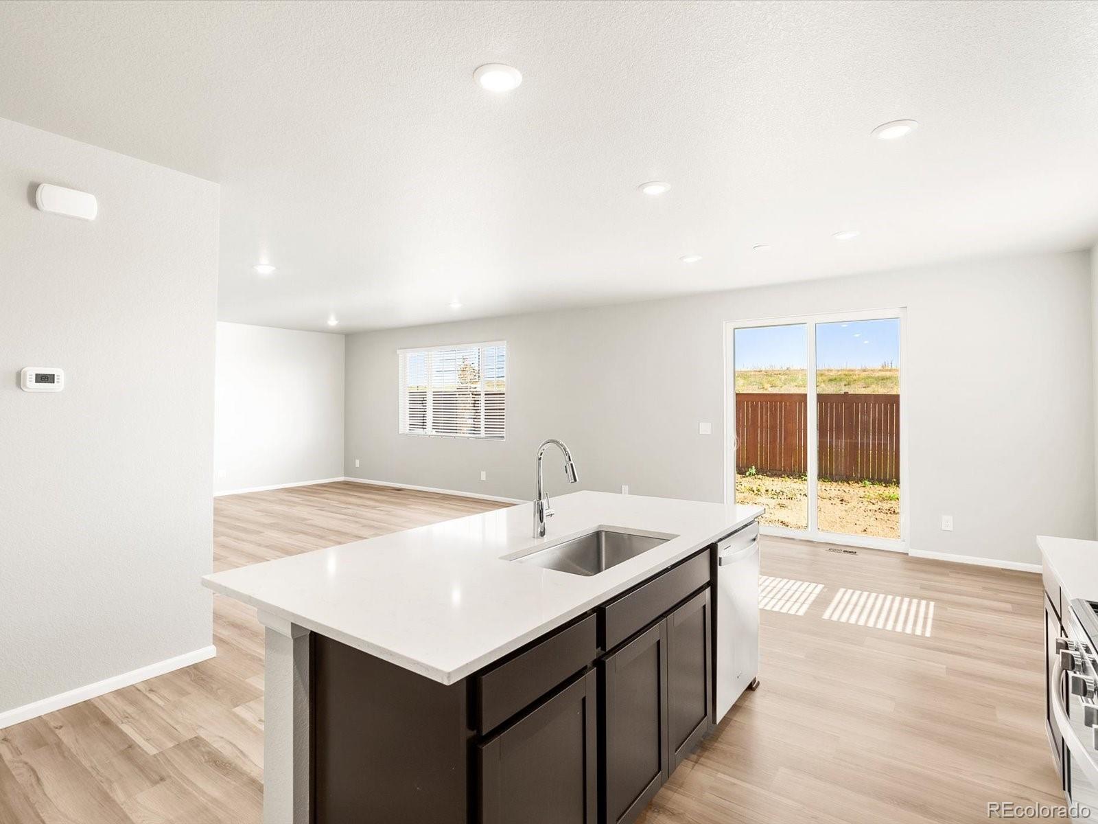 MLS Image #10 for 17597 e 89th way,commerce city, Colorado