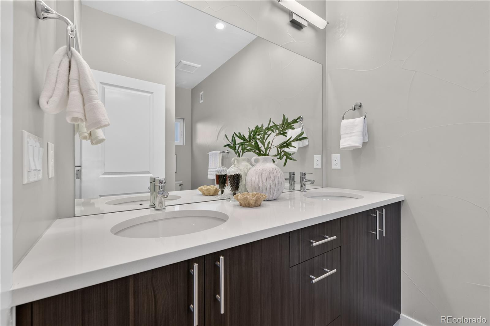MLS Image #21 for 2930 w 24th avenue 5,denver, Colorado