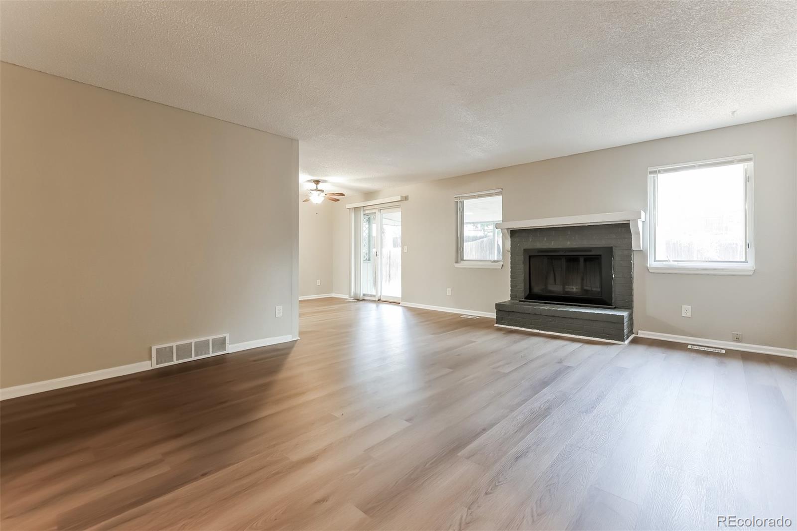 MLS Image #2 for 14697 e oregon drive,aurora, Colorado