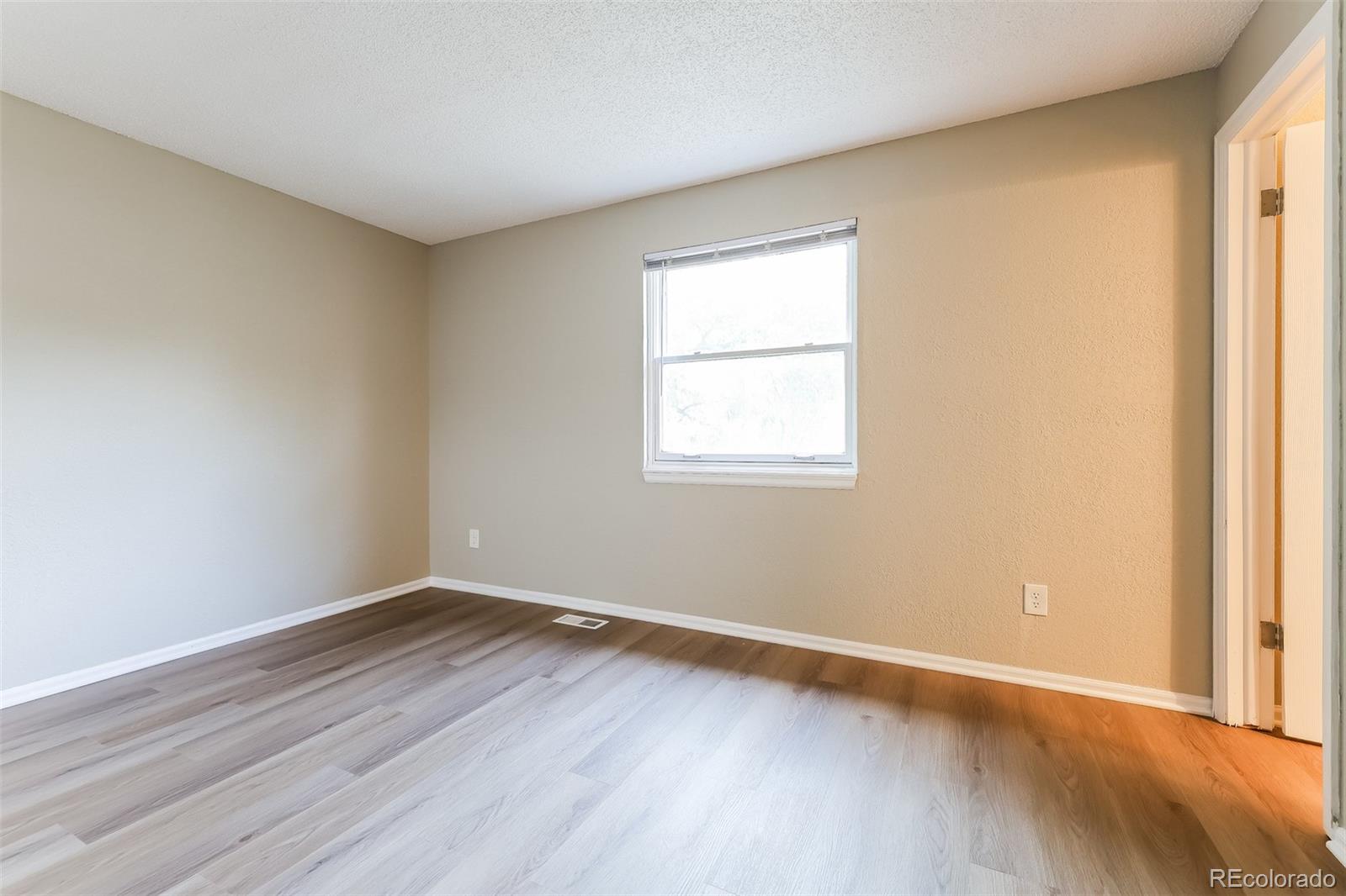 MLS Image #9 for 14697 e oregon drive,aurora, Colorado