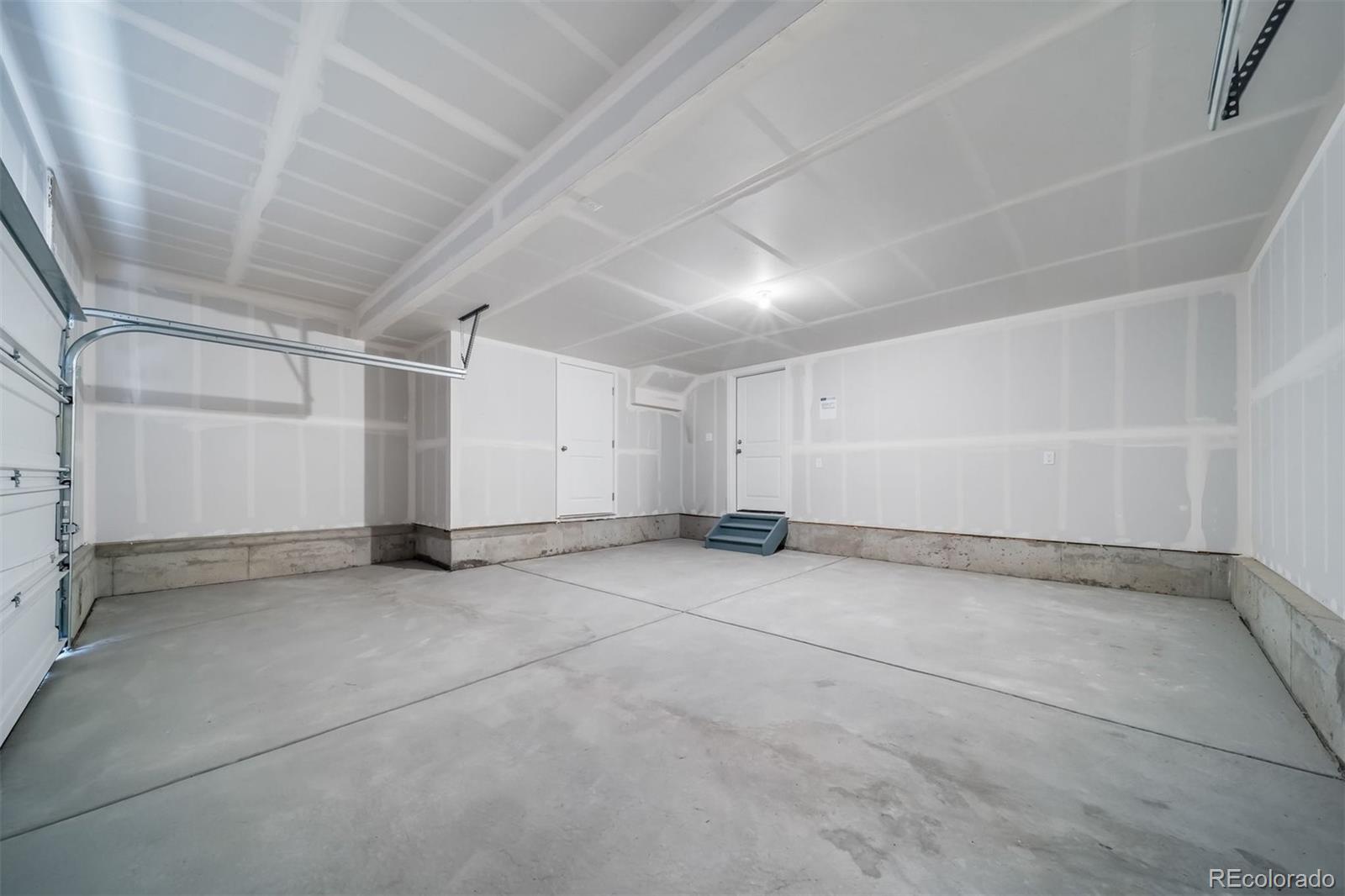 MLS Image #20 for 10056  revere court,commerce city, Colorado