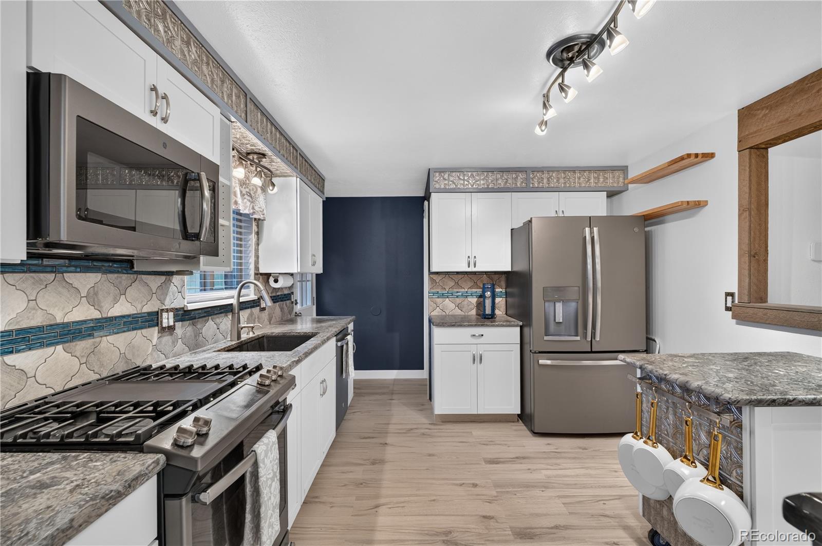 MLS Image #12 for 12562 e exposition drive,aurora, Colorado