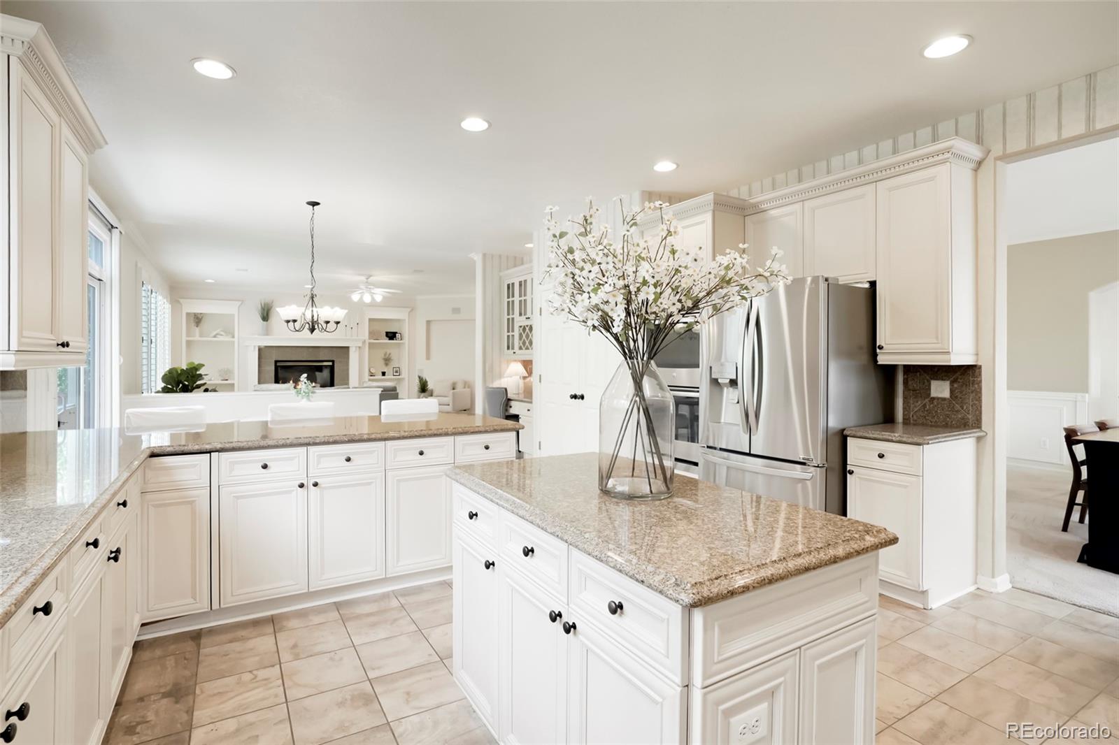 MLS Image #11 for 10329  charissglen circle,littleton, Colorado