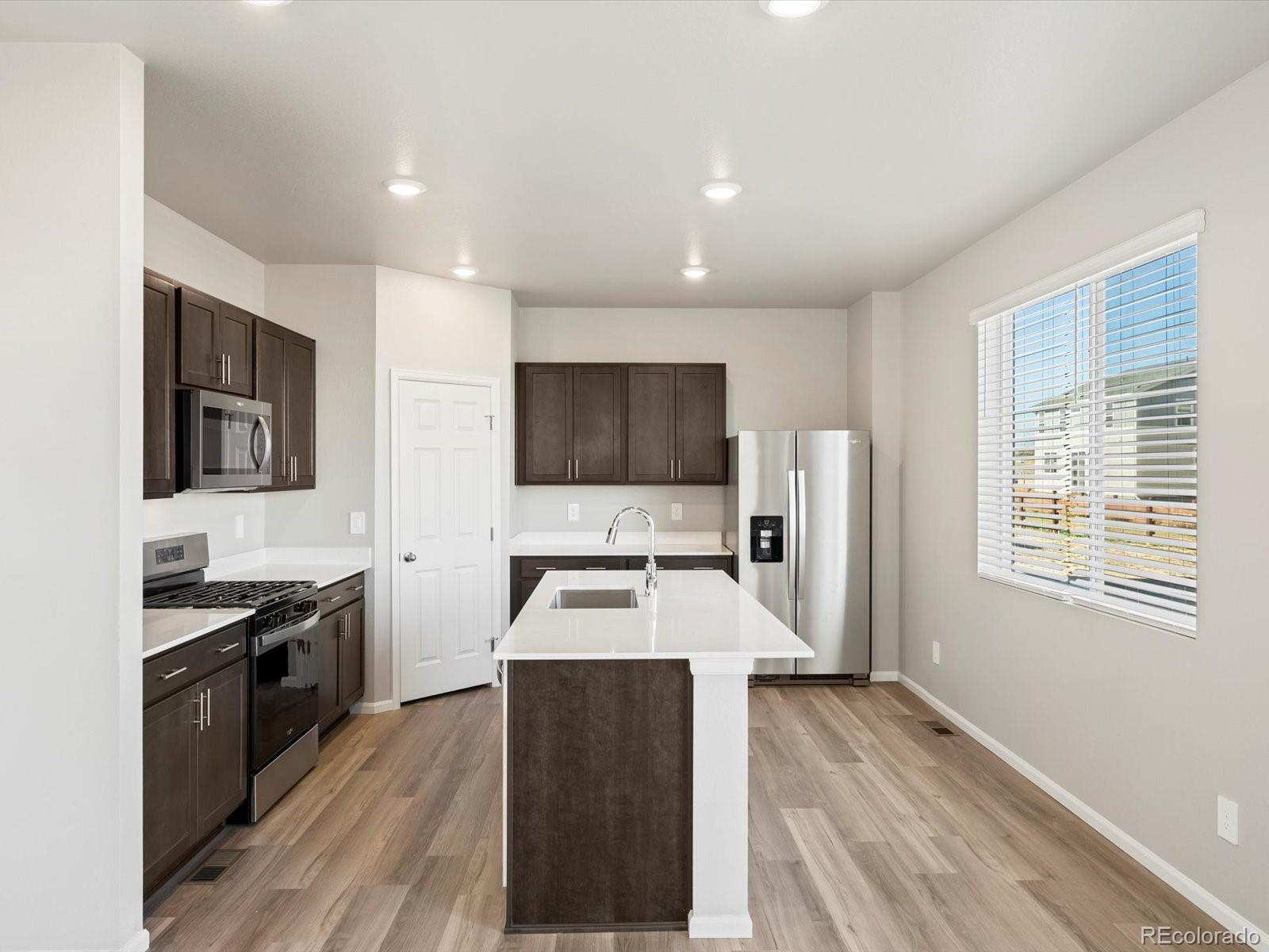 MLS Image #6 for 4654  sugarcane street,johnstown, Colorado