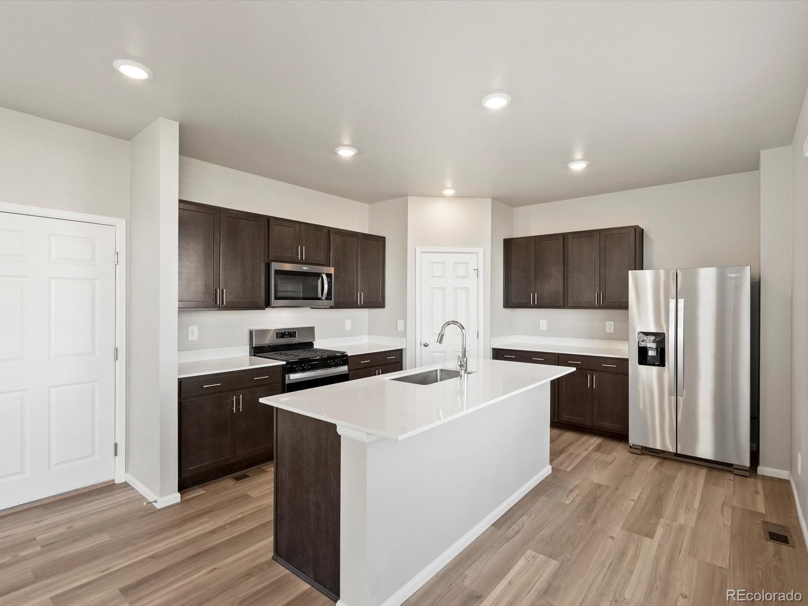 MLS Image #7 for 4654  sugarcane street,johnstown, Colorado