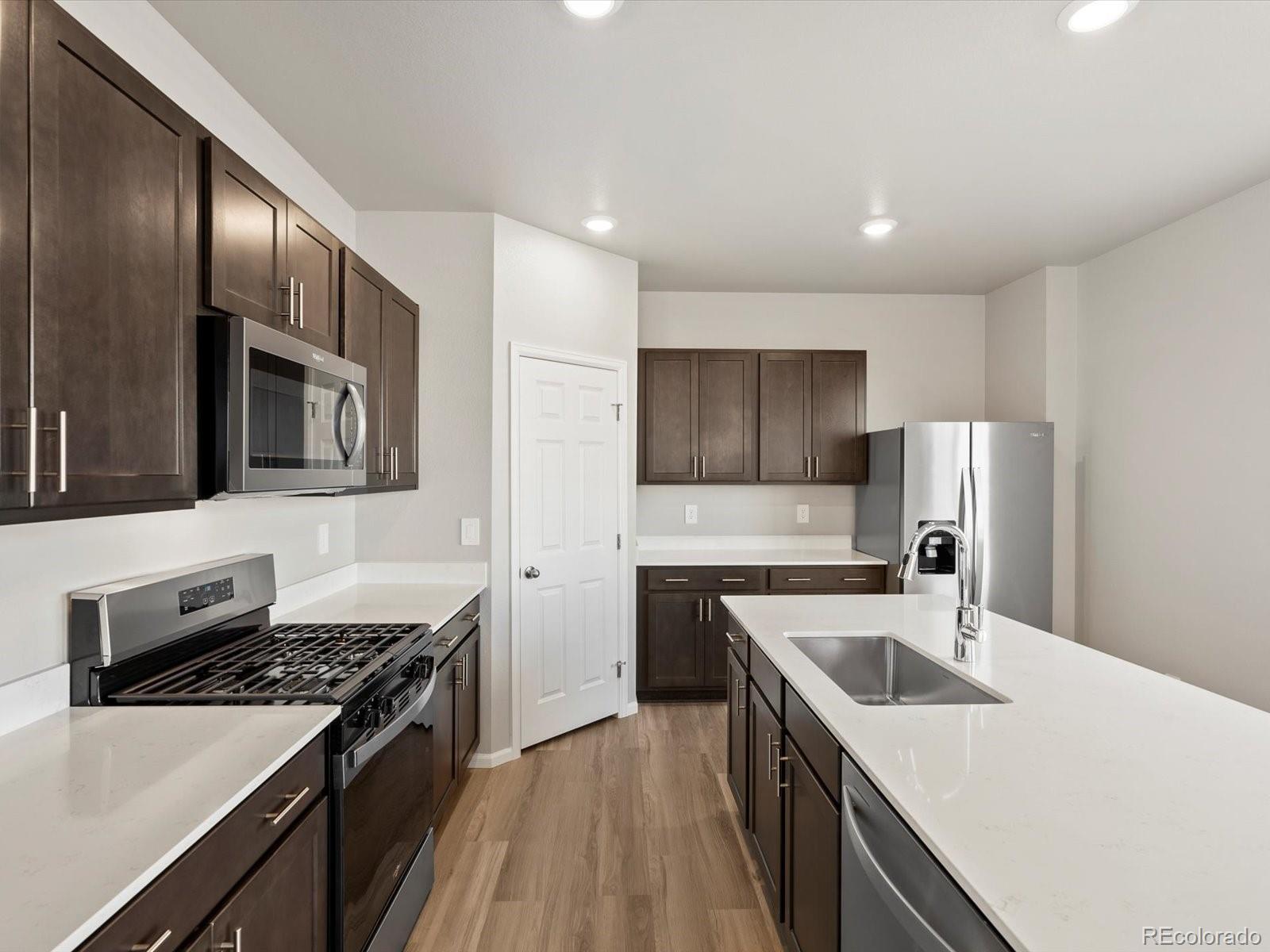 MLS Image #8 for 4654  sugarcane street,johnstown, Colorado