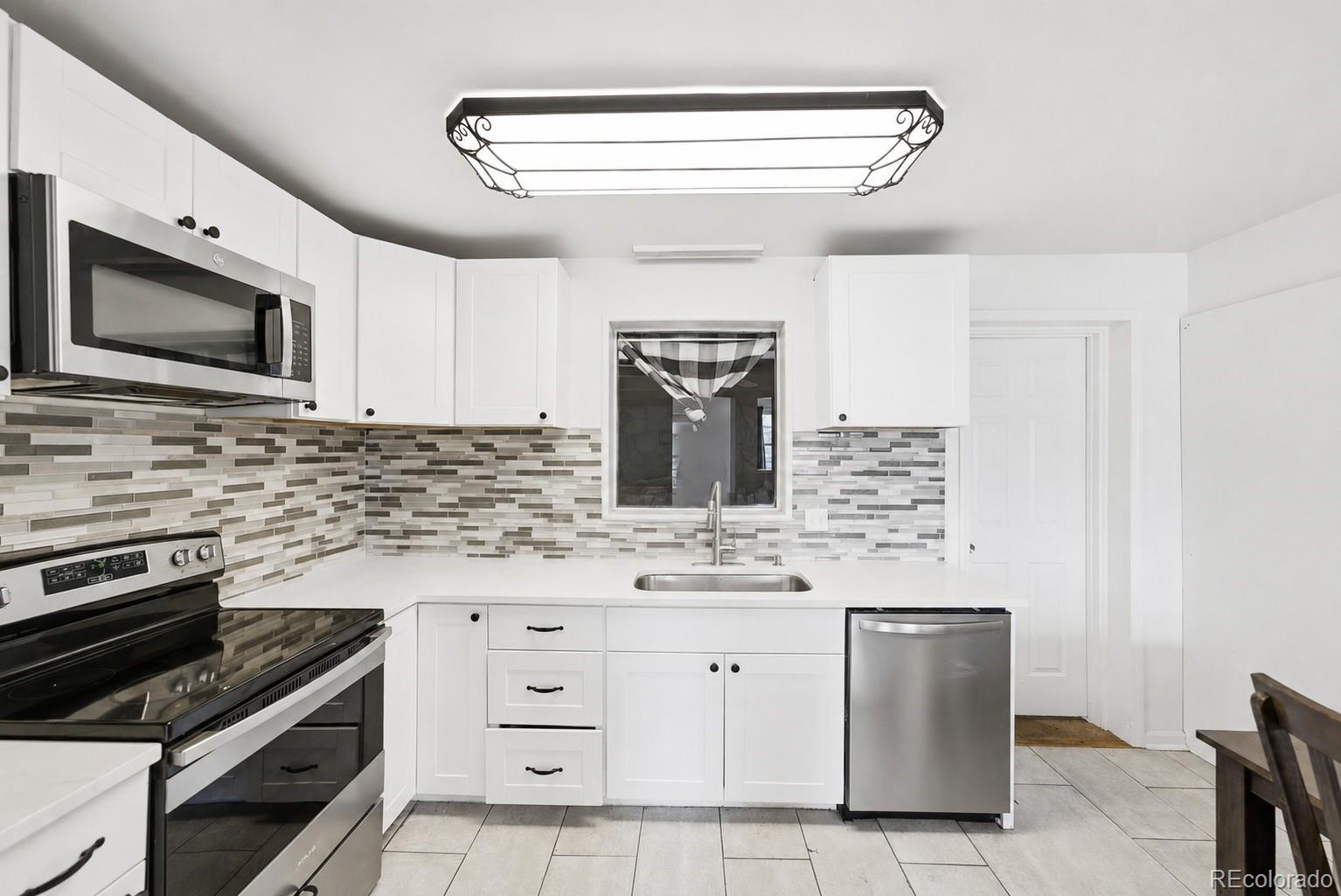 MLS Image #10 for 11450  irma drive,denver, Colorado