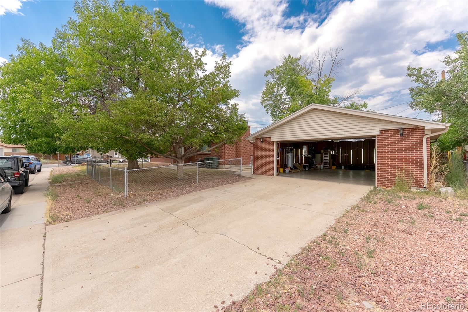 MLS Image #11 for 11450  irma drive,denver, Colorado