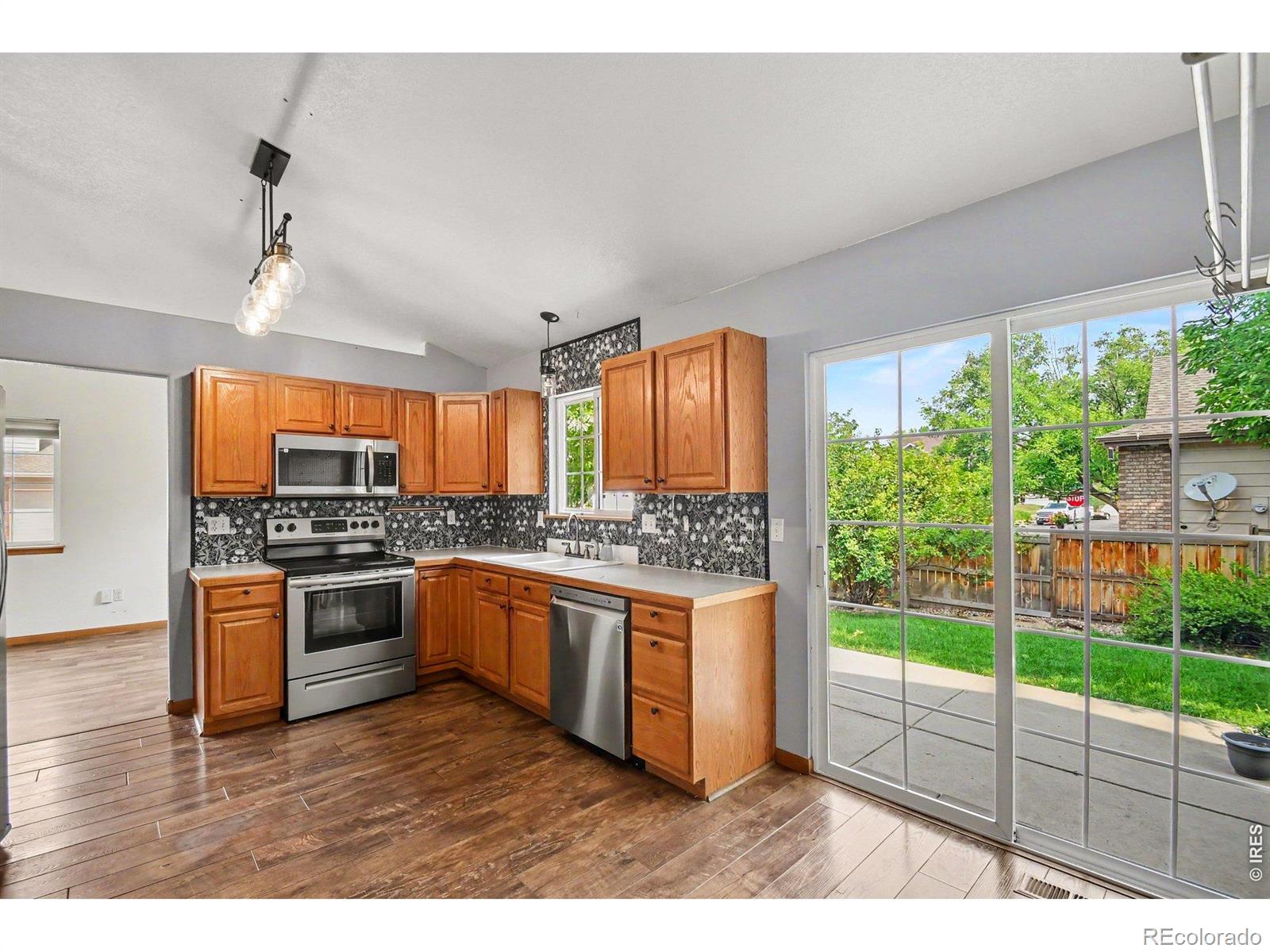 MLS Image #7 for 1537  platte court,loveland, Colorado