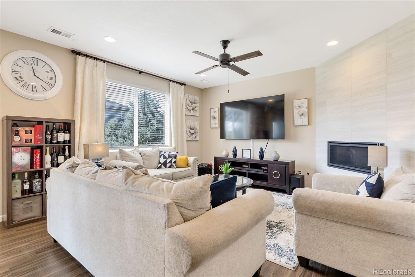 MLS Image #2 for 277 s scottsburg court,aurora, Colorado
