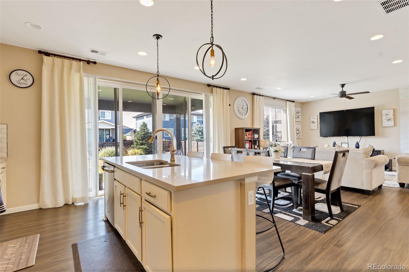 MLS Image #7 for 277 s scottsburg court,aurora, Colorado