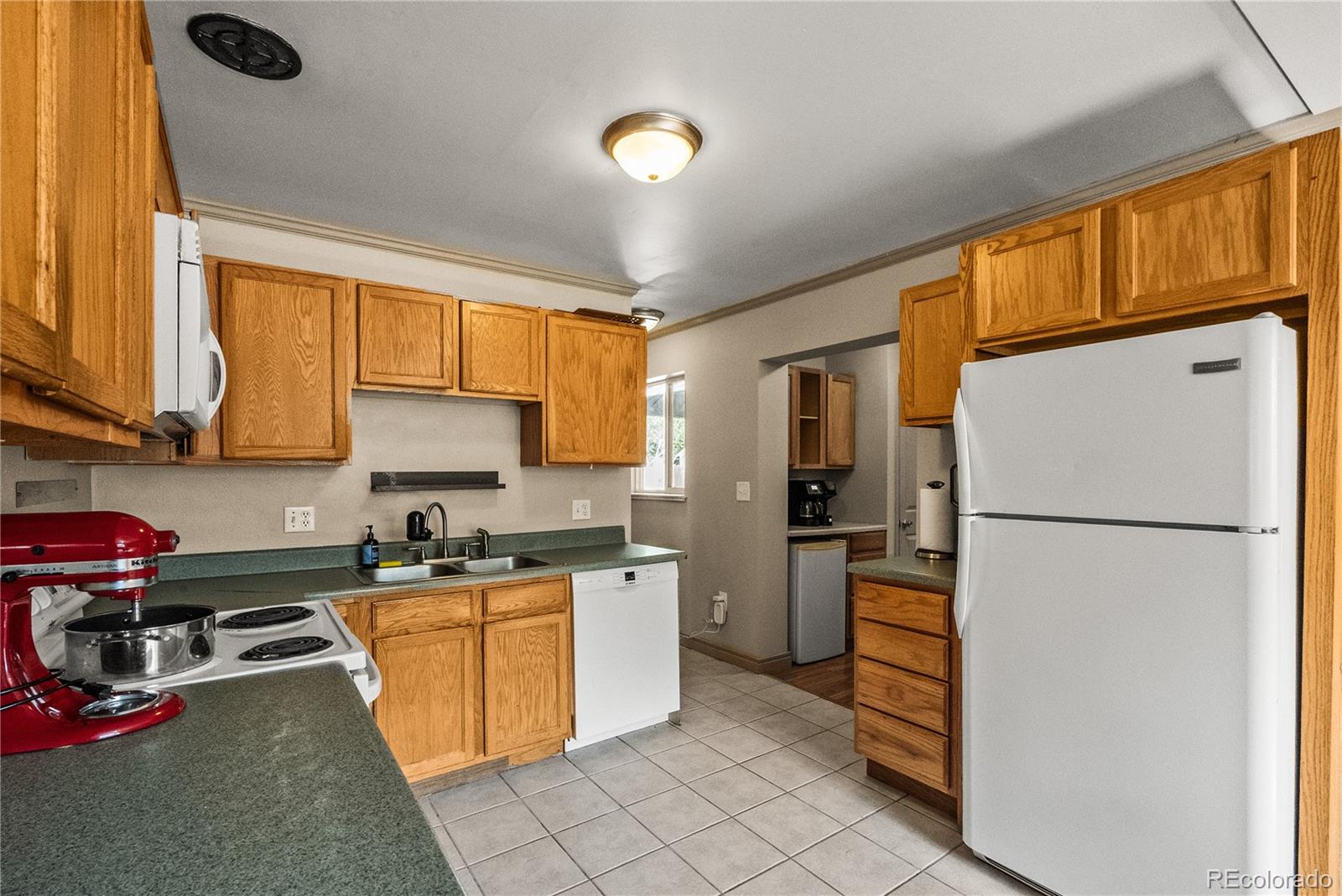 MLS Image #10 for 10325 w 16th avenue,lakewood, Colorado