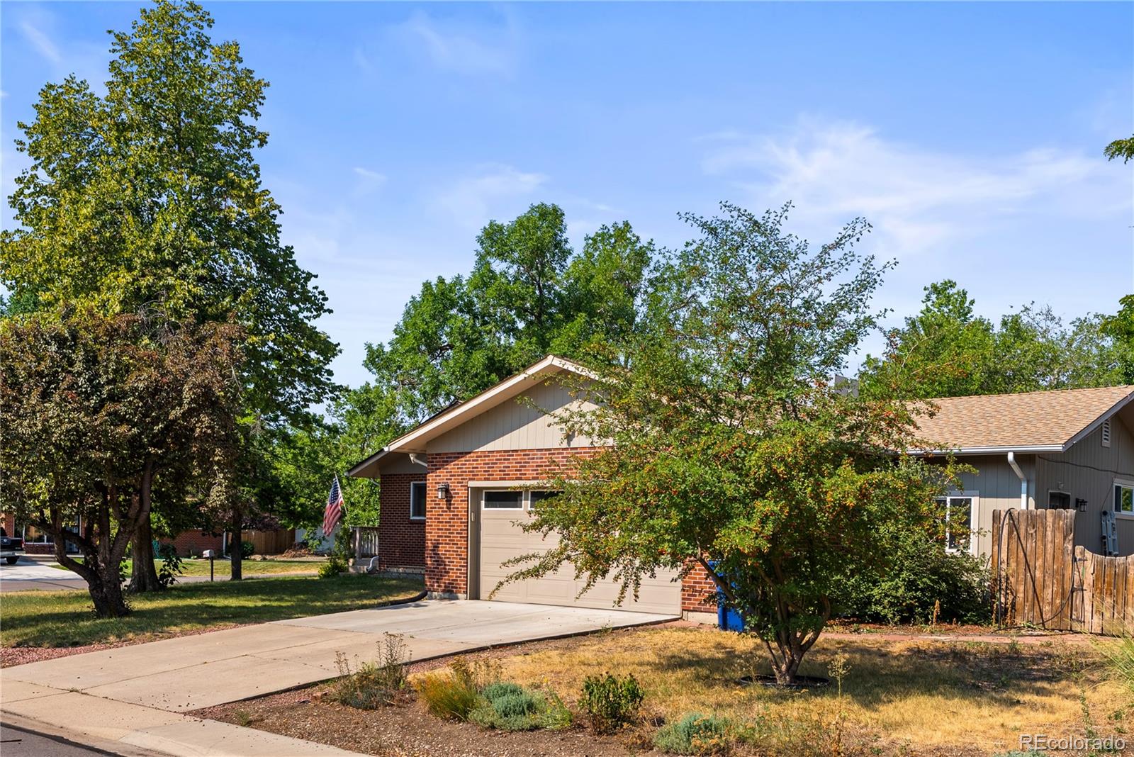 MLS Image #2 for 10325 w 16th avenue,lakewood, Colorado