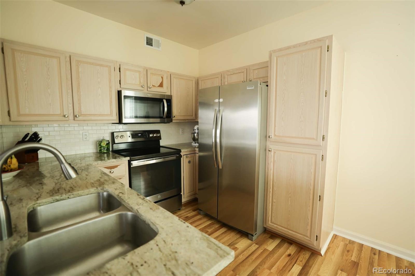 MLS Image #1 for 8342  pebble creek way,littleton, Colorado
