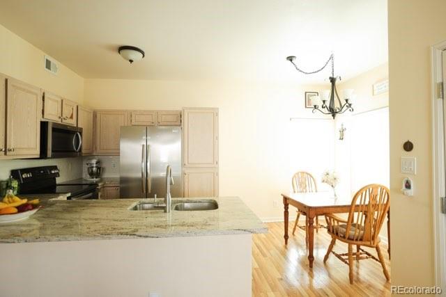 MLS Image #3 for 8342  pebble creek way,littleton, Colorado