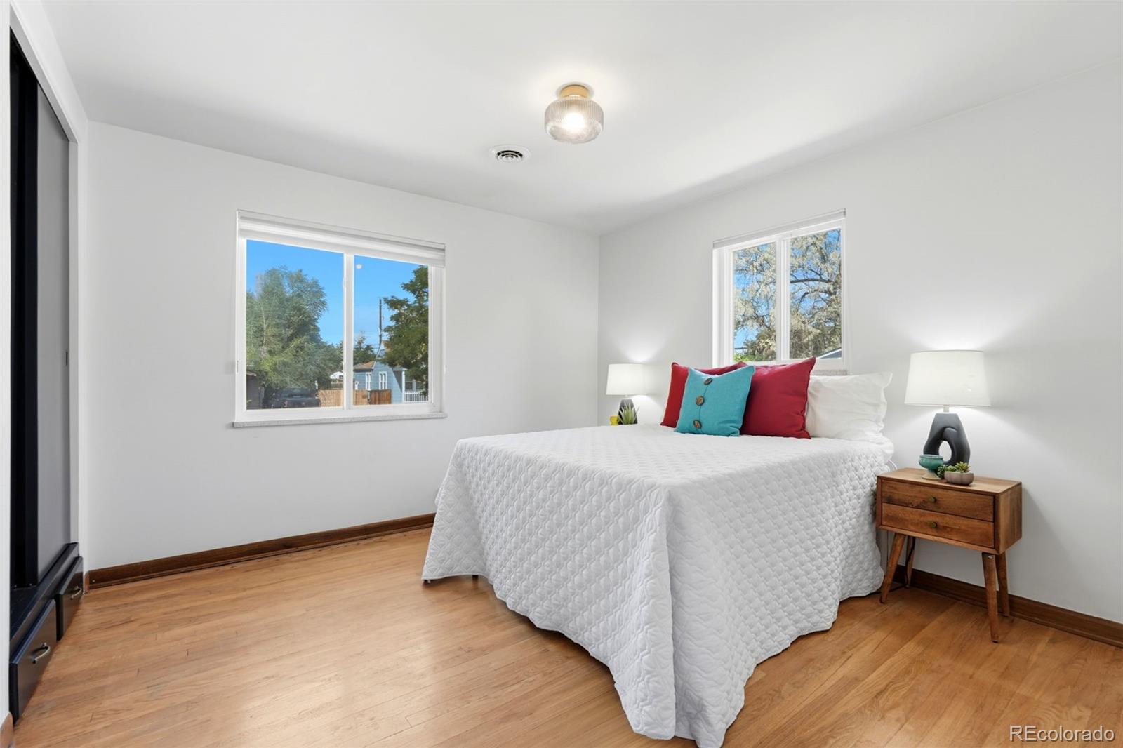 MLS Image #14 for 3776 s sherman street,englewood, Colorado