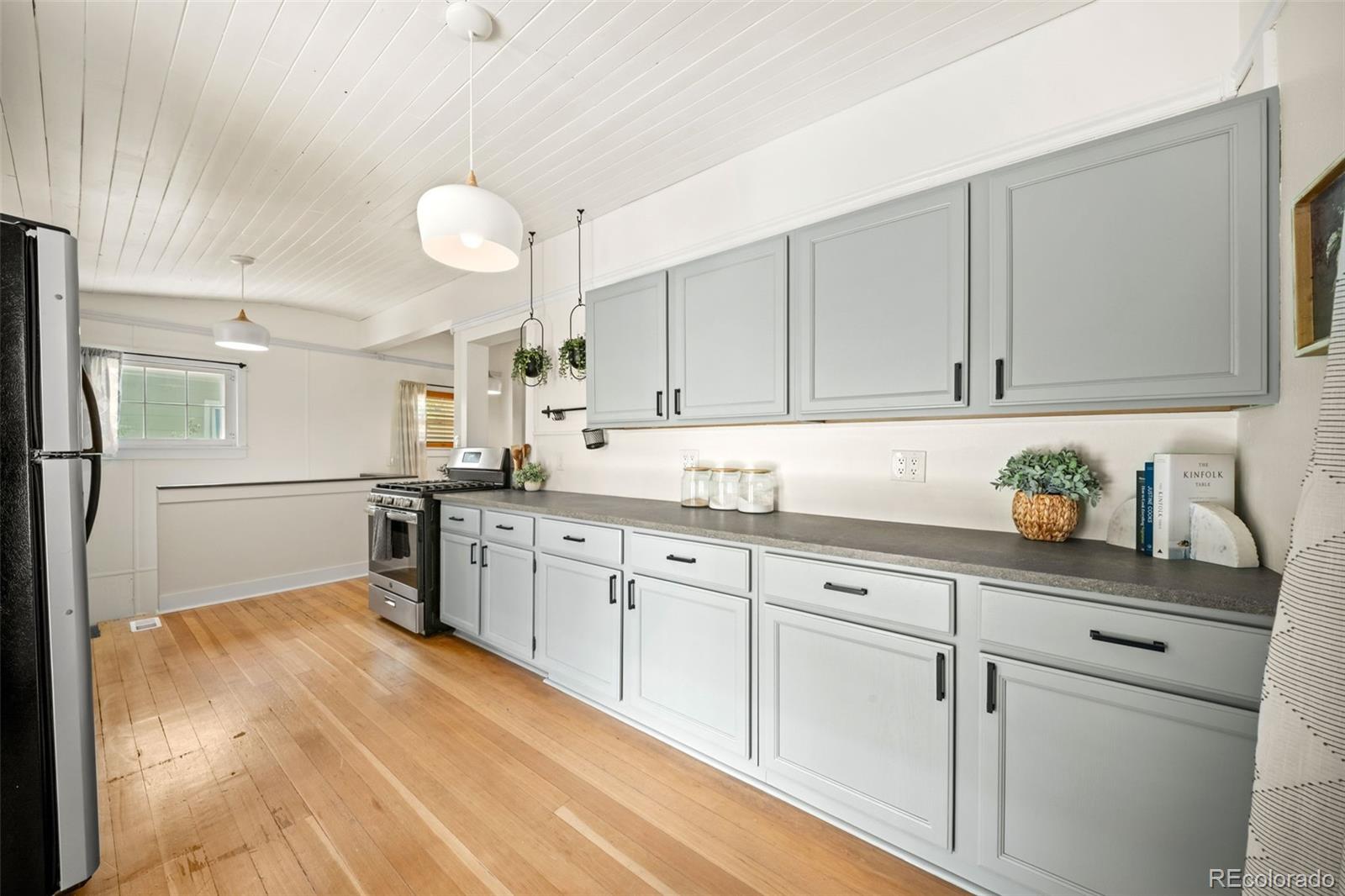 MLS Image #13 for 3326 s logan street,englewood, Colorado