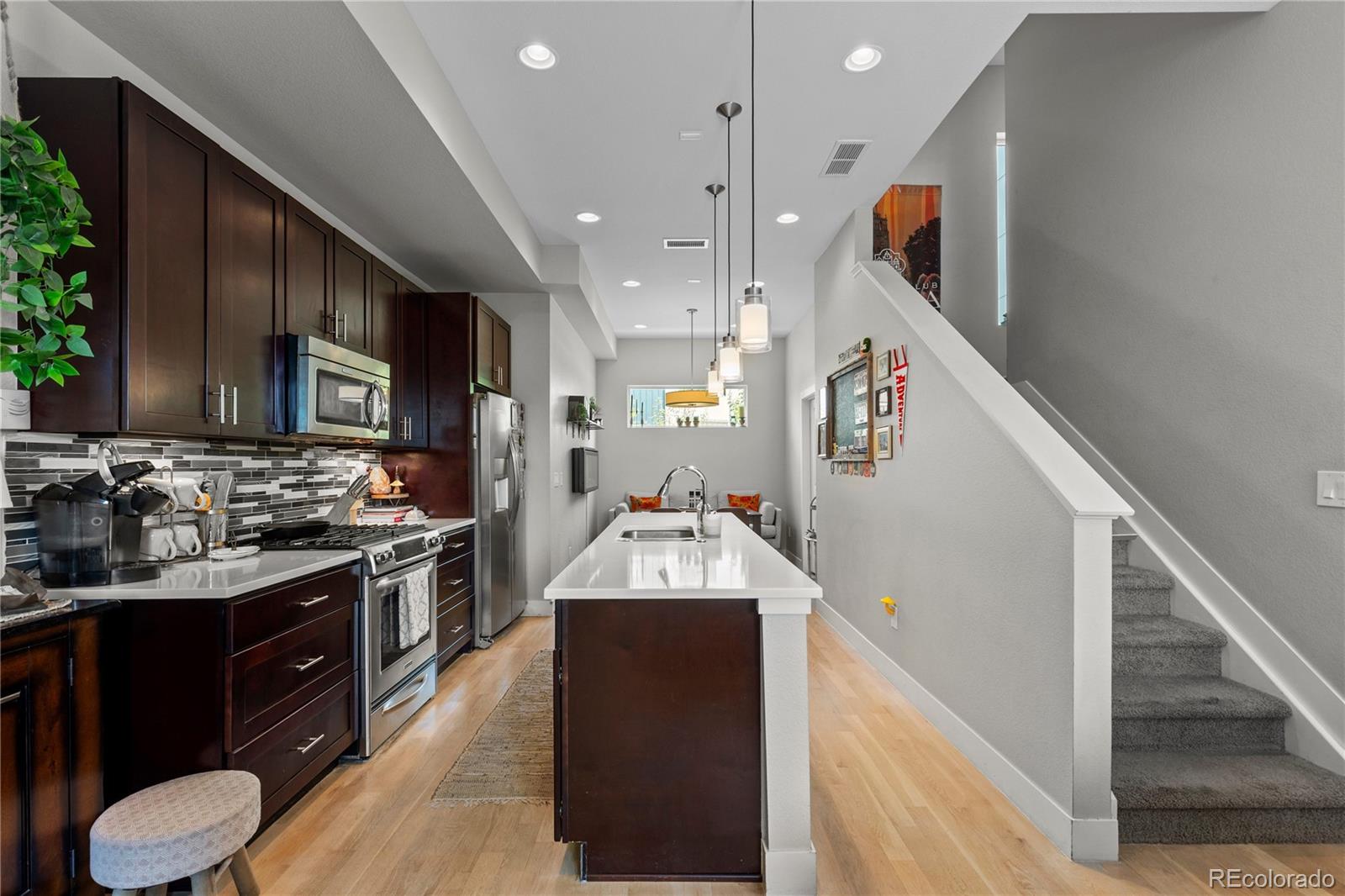 MLS Image #15 for 3295 w 17th avenue,denver, Colorado