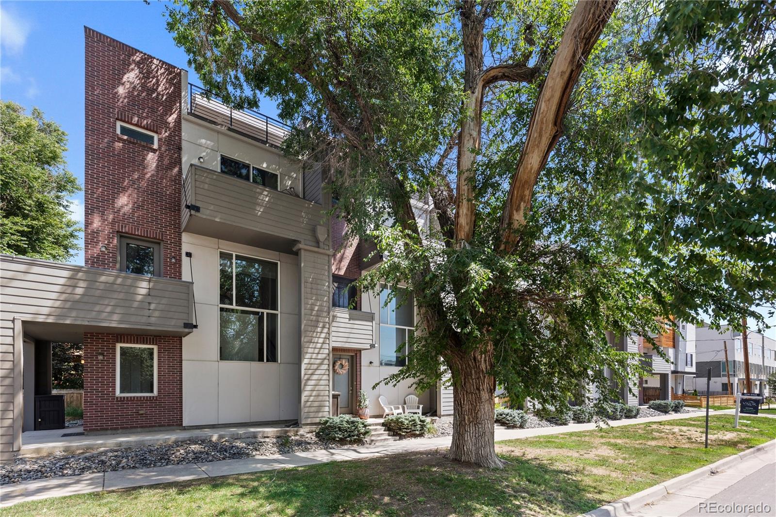 MLS Image #5 for 3295 w 17th avenue,denver, Colorado