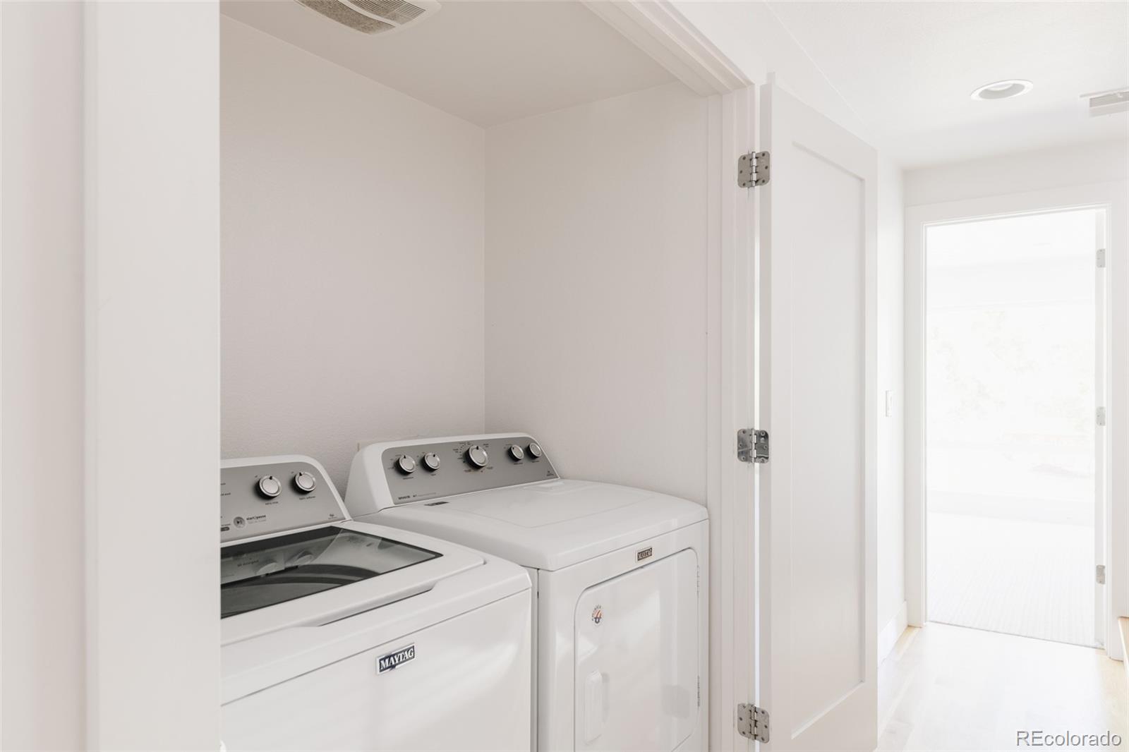 MLS Image #19 for 845 s logan street,denver, Colorado