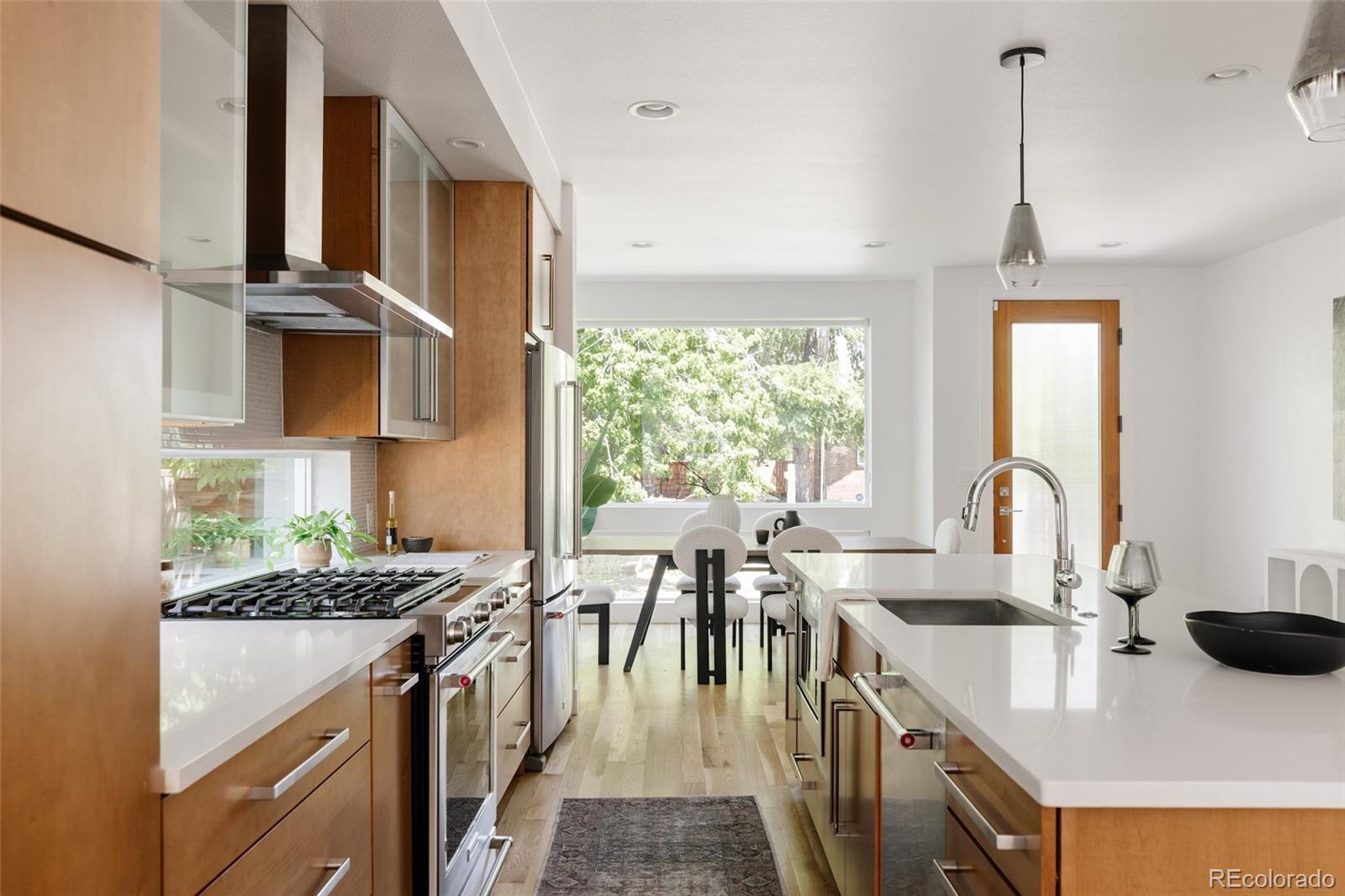 MLS Image #5 for 845 s logan street,denver, Colorado