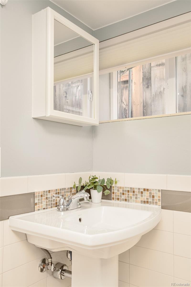 MLS Image #28 for 2219 s humboldt street,denver, Colorado