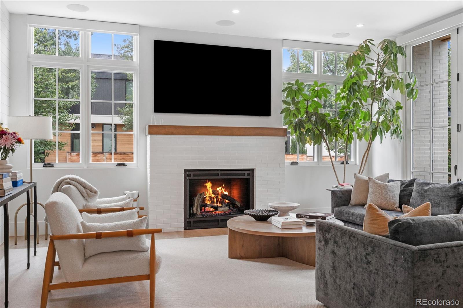 MLS Image #14 for 891 s york street,denver, Colorado