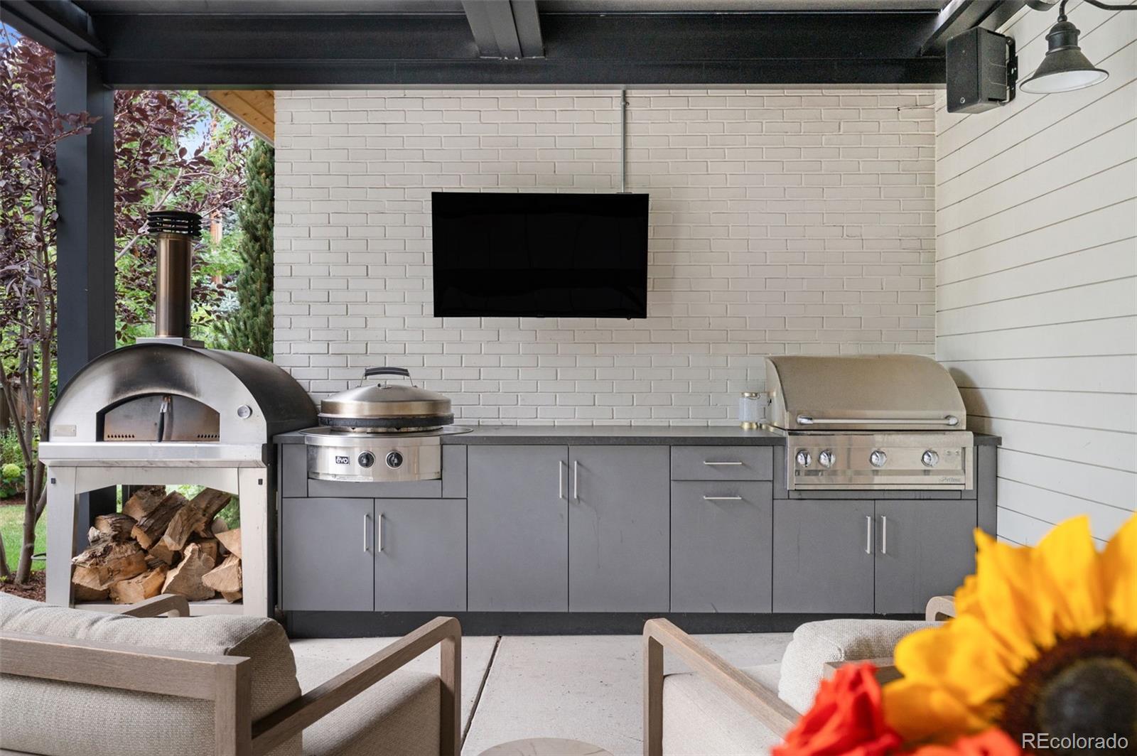 MLS Image #20 for 891 s york street,denver, Colorado