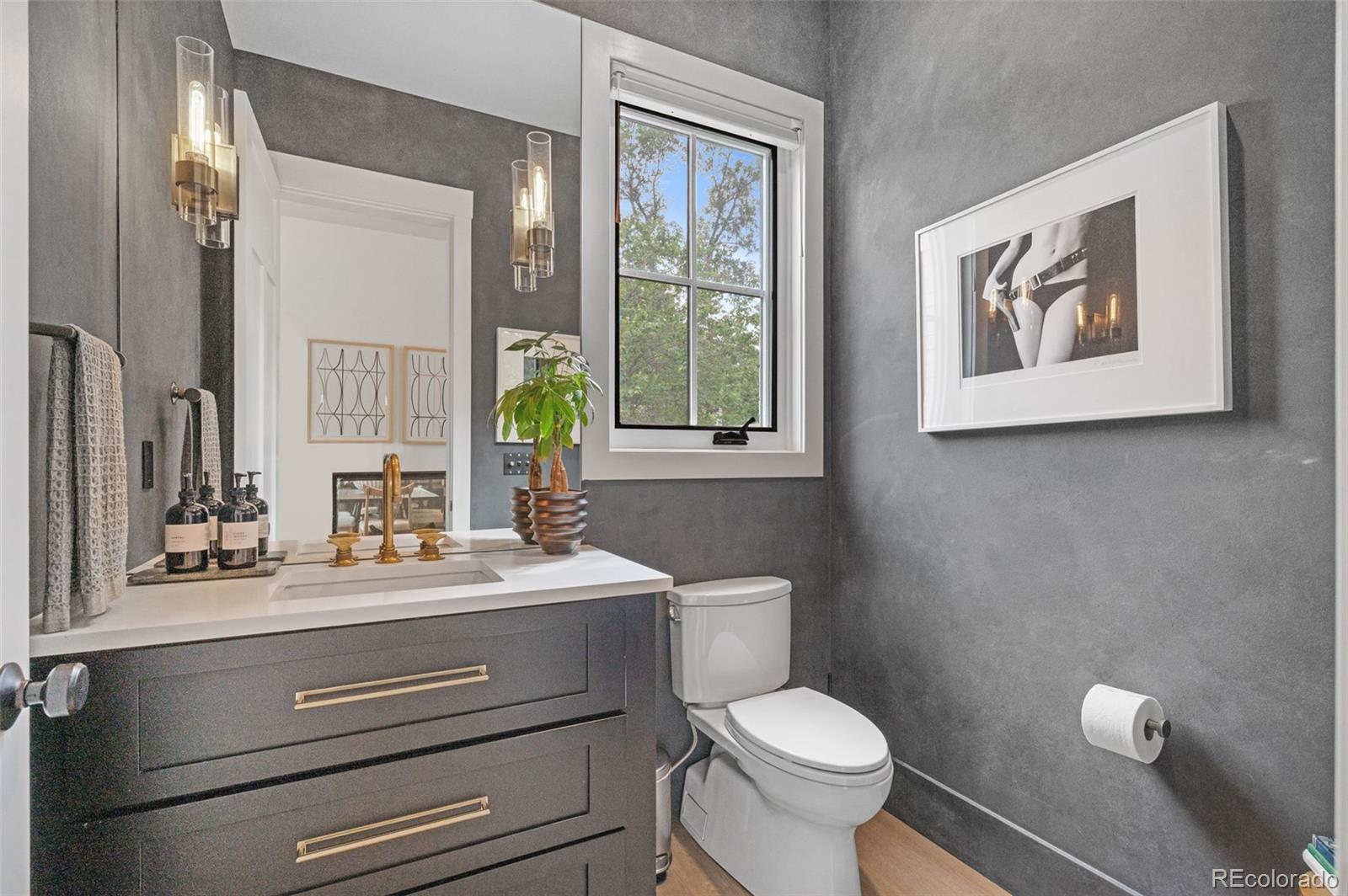 MLS Image #24 for 891 s york street,denver, Colorado