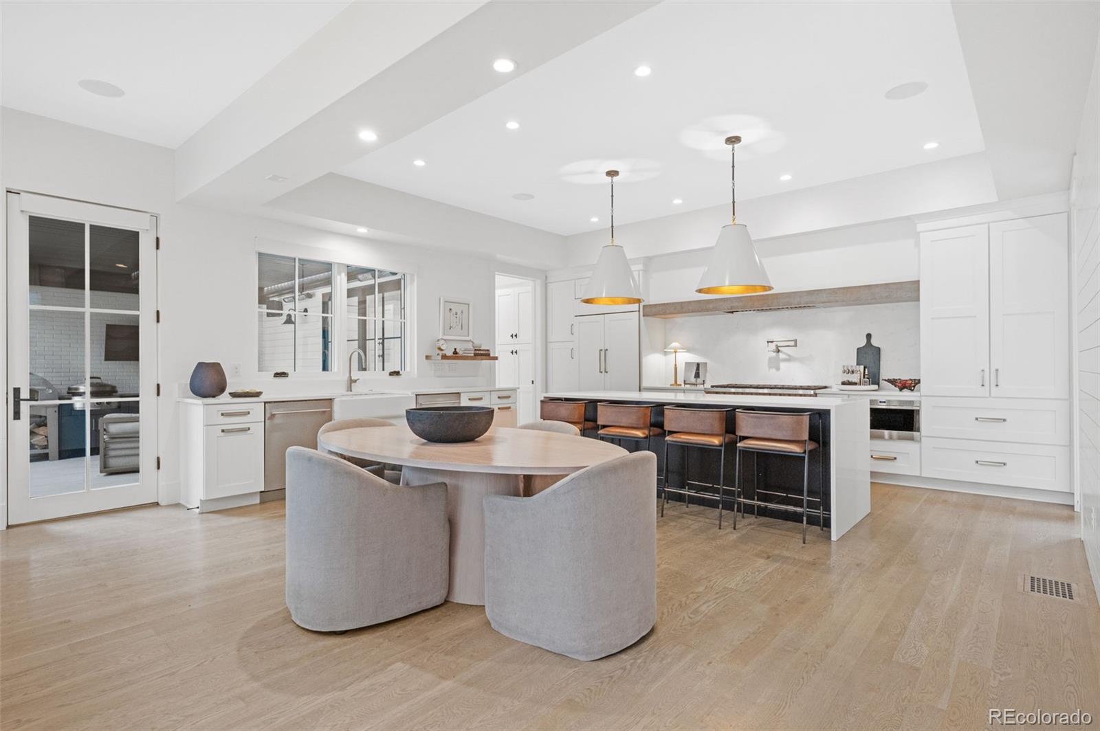 MLS Image #7 for 891 s york street,denver, Colorado