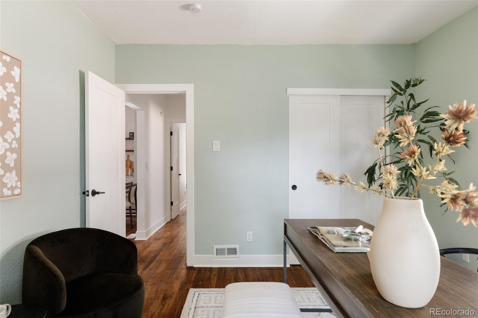 MLS Image #15 for 4545  batavia place,denver, Colorado