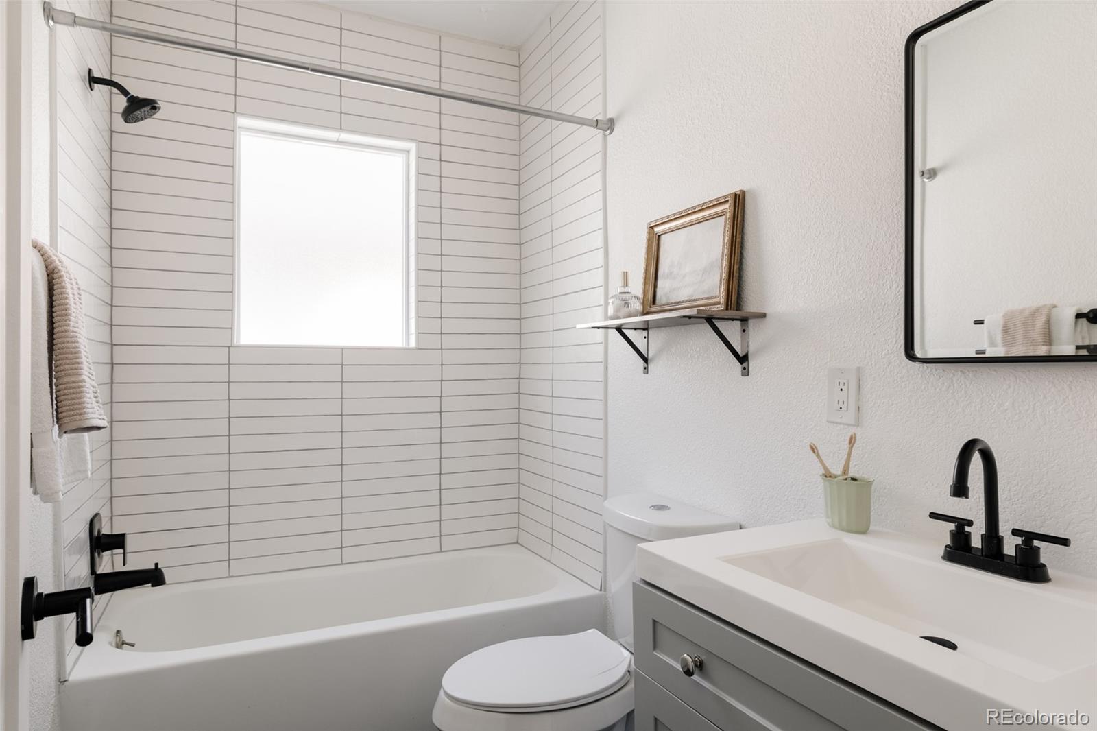 MLS Image #16 for 4545  batavia place,denver, Colorado