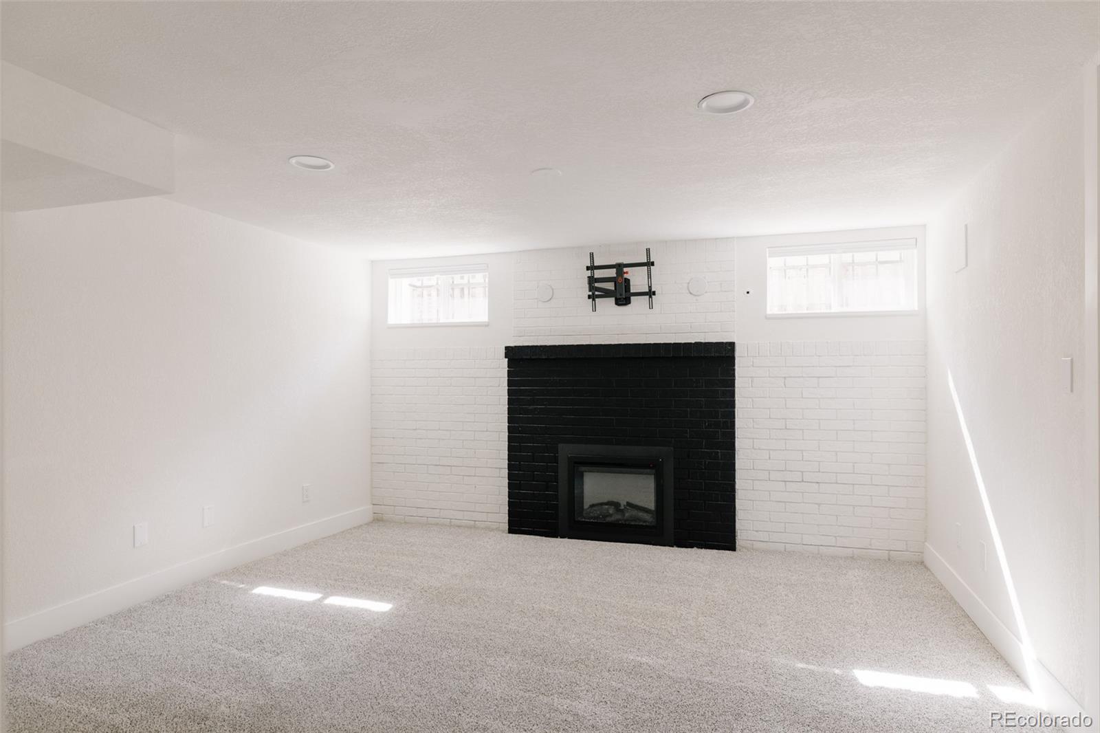 MLS Image #21 for 4545  batavia place,denver, Colorado