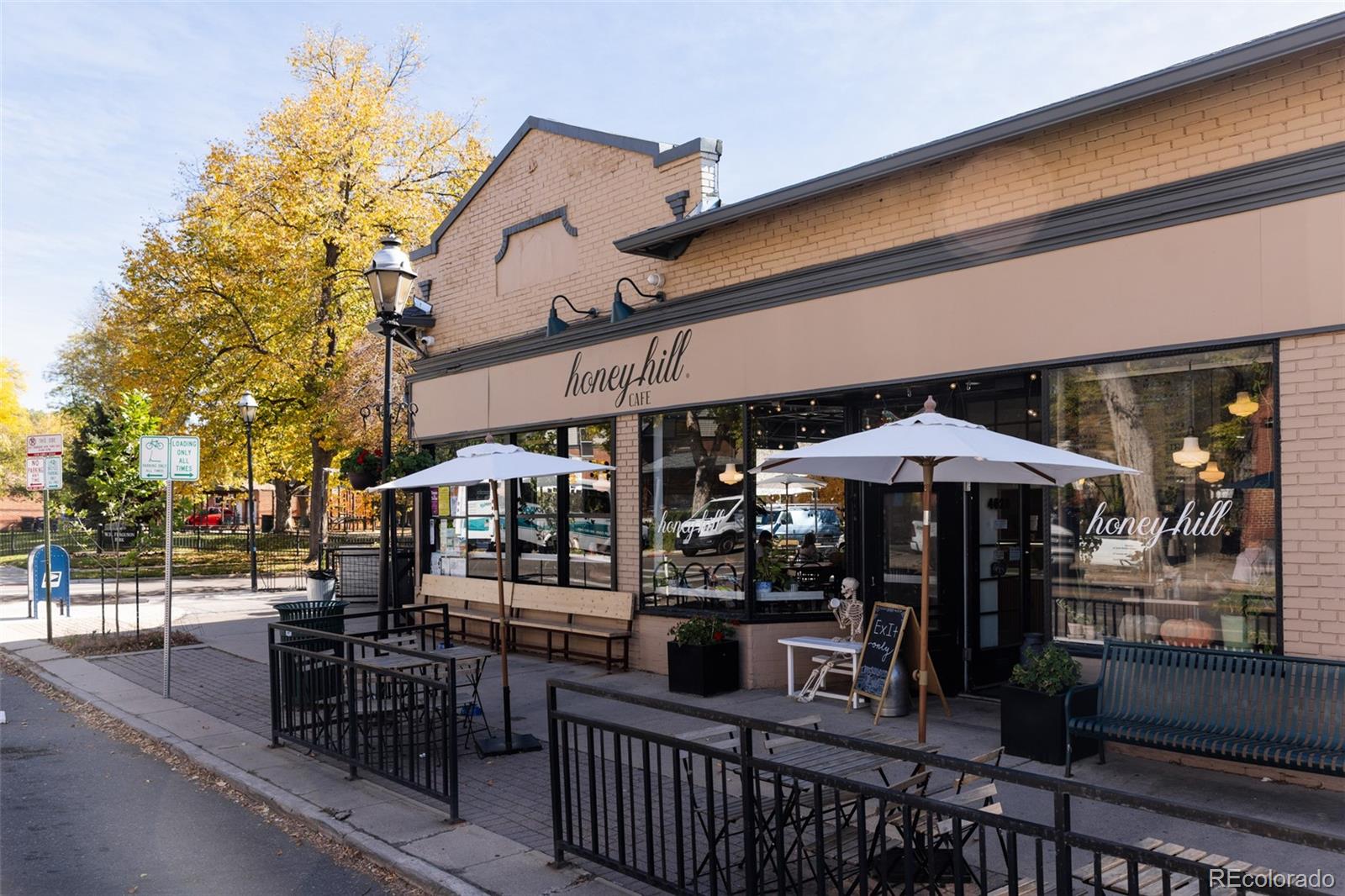 MLS Image #47 for 4545  batavia place,denver, Colorado