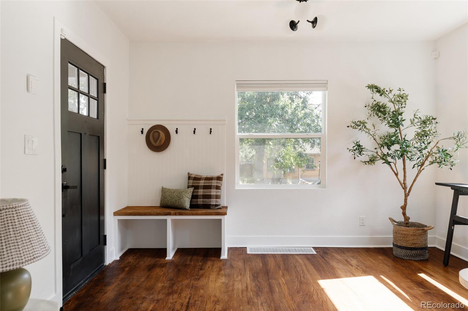 MLS Image #9 for 4545  batavia place,denver, Colorado