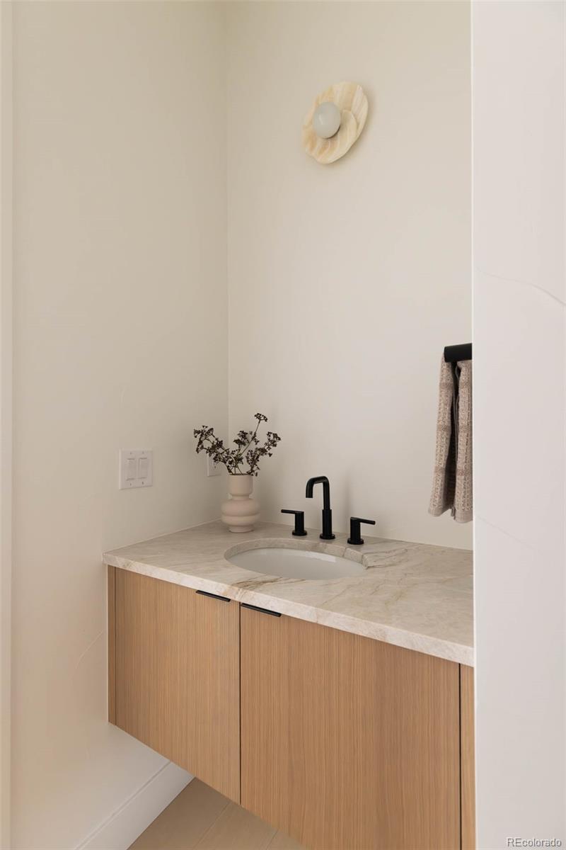 MLS Image #14 for 9968 e 63rd drive,denver, Colorado