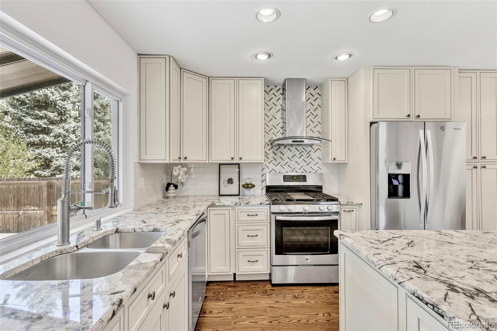 MLS Image #13 for 7926 s roslyn way,englewood, Colorado