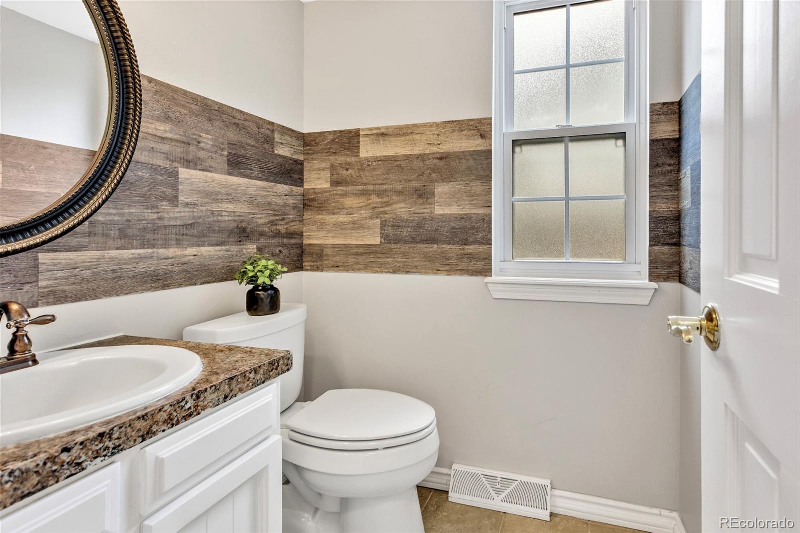 MLS Image #17 for 7926 s roslyn way,englewood, Colorado