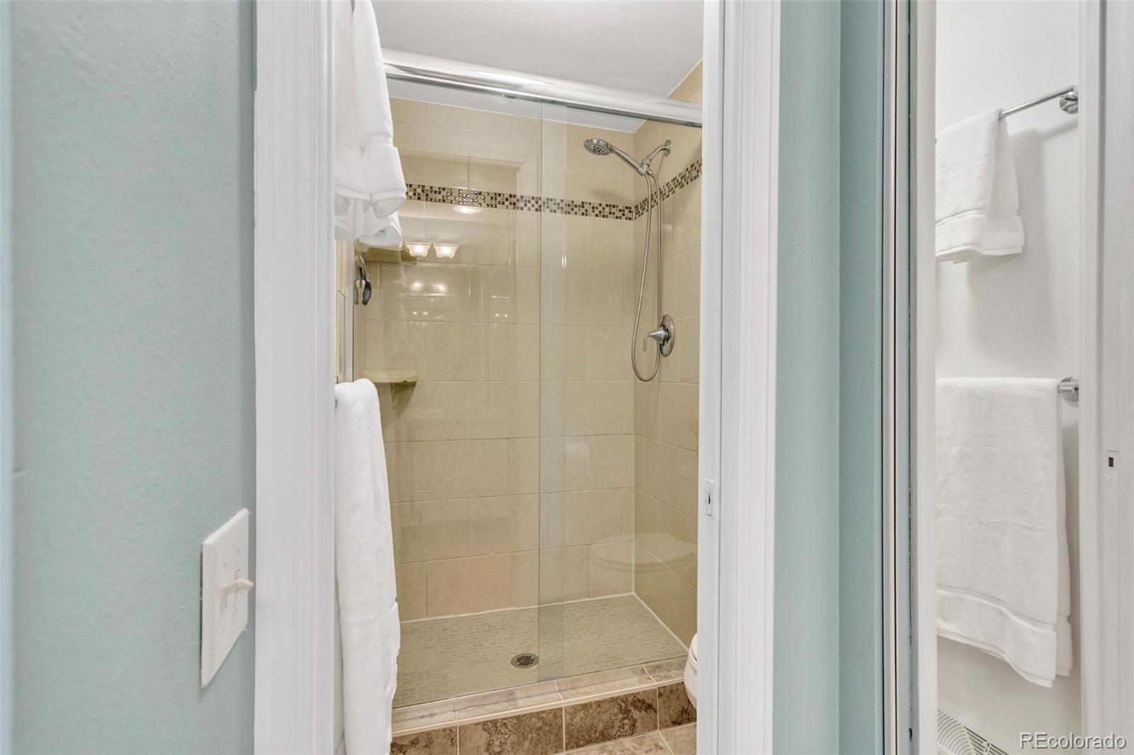 MLS Image #27 for 7926 s roslyn way,englewood, Colorado