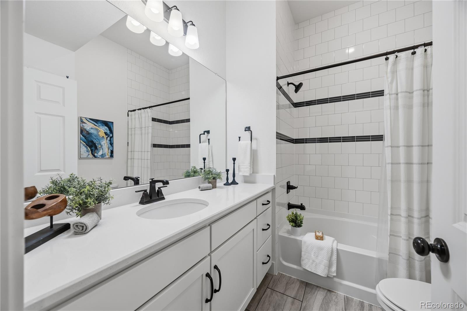 MLS Image #18 for 20750 e beekman place,denver, Colorado