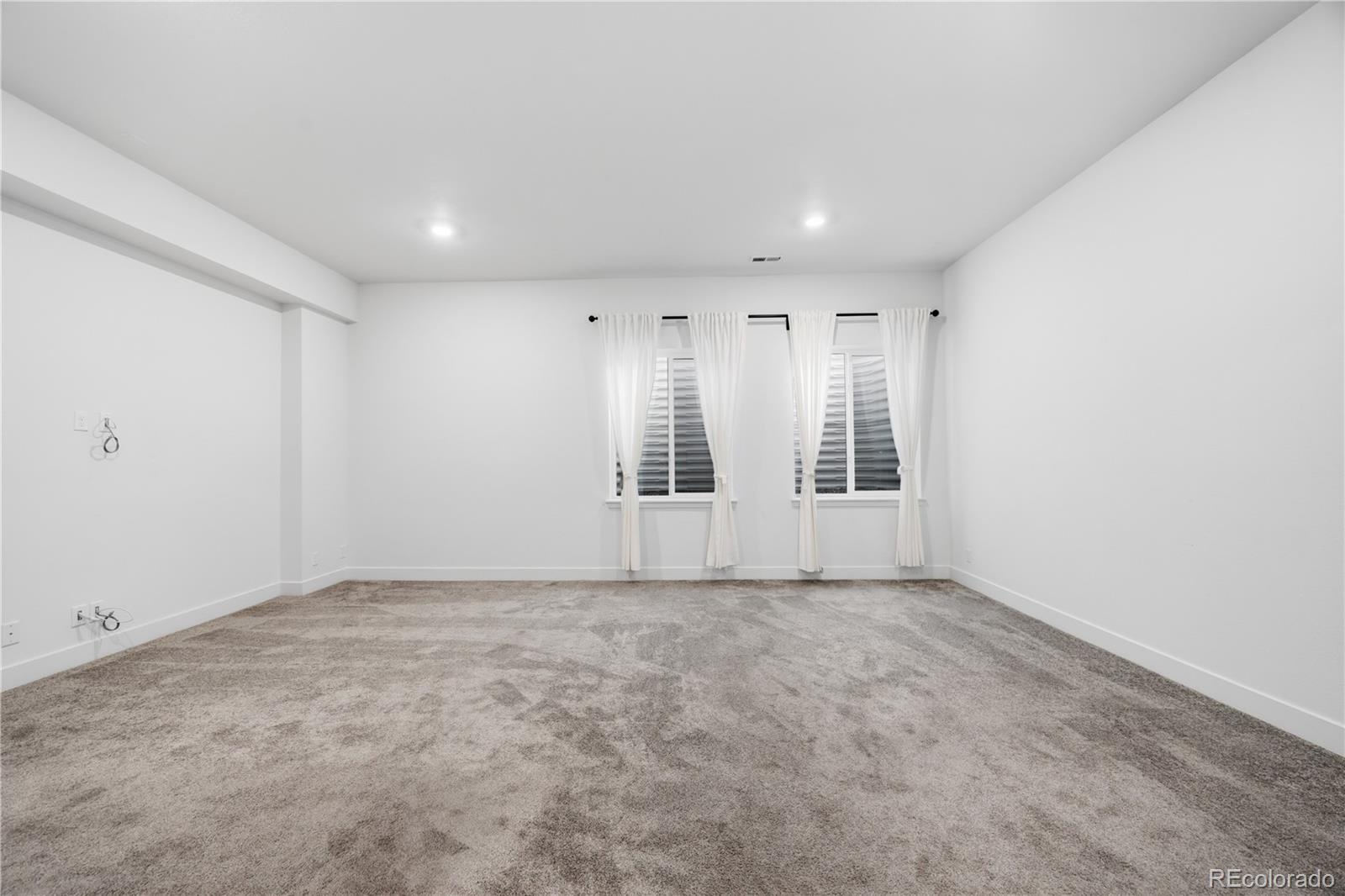 MLS Image #23 for 20750 e beekman place,denver, Colorado