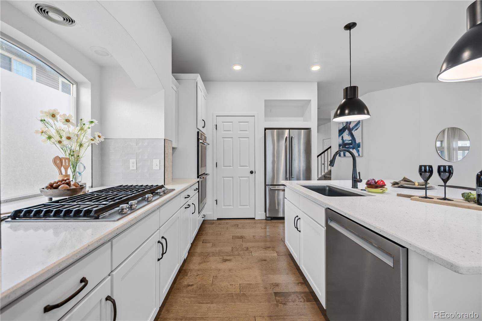 MLS Image #5 for 20750 e beekman place,denver, Colorado