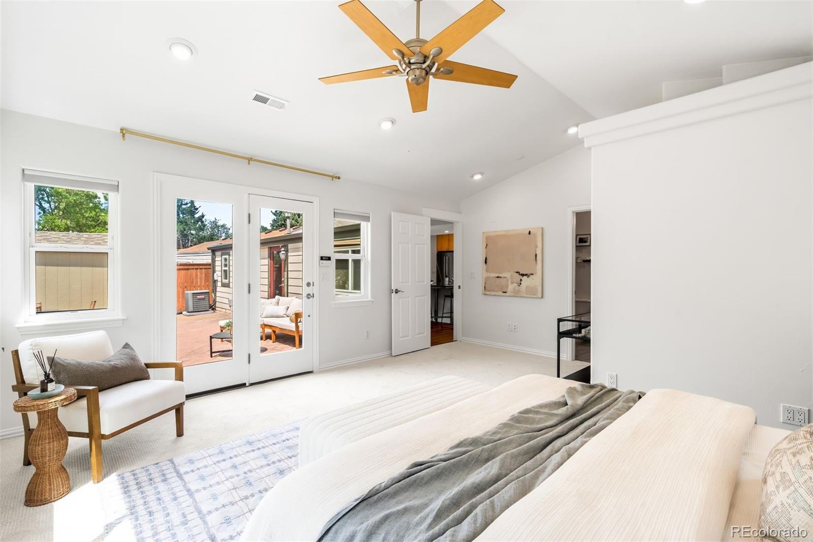 MLS Image #10 for 2985 s forest street,denver, Colorado