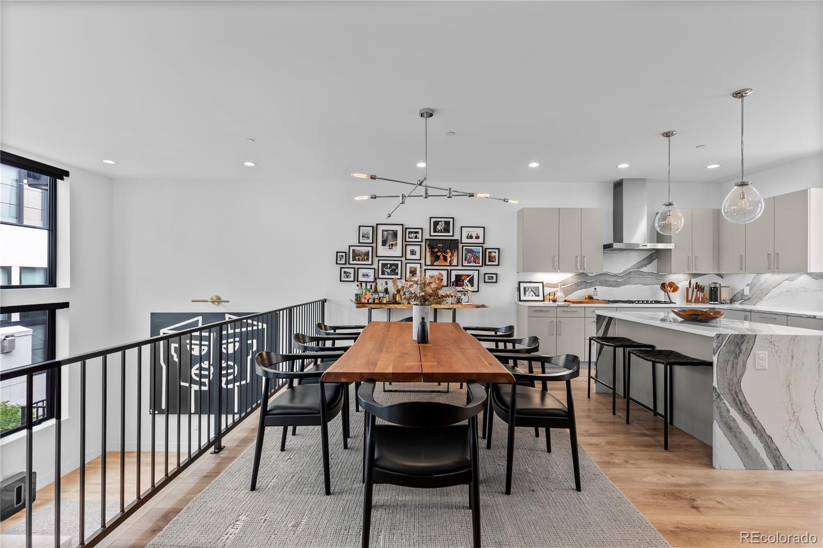MLS Image #14 for 818  ash street,denver, Colorado
