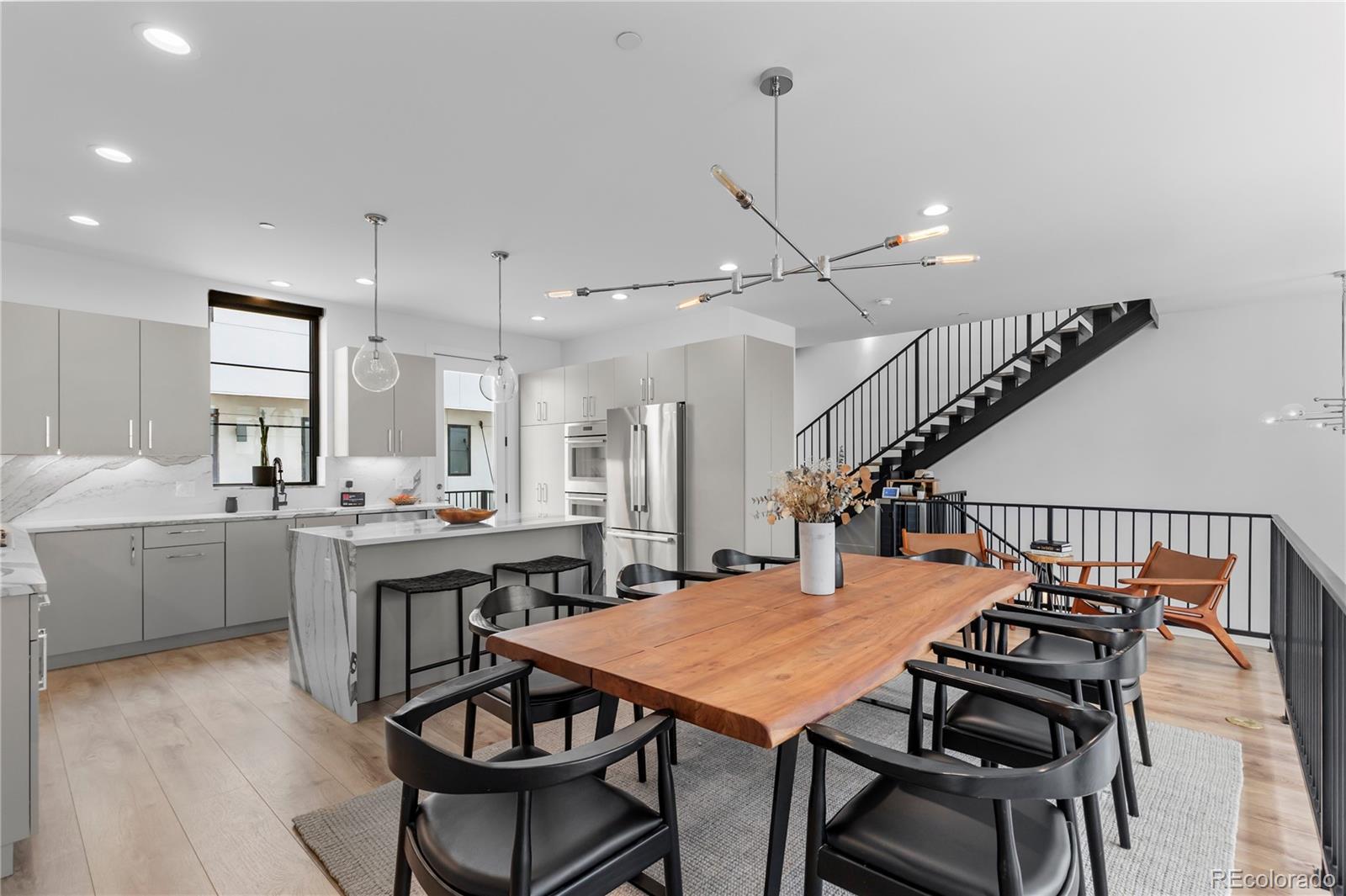 MLS Image #15 for 818  ash street,denver, Colorado