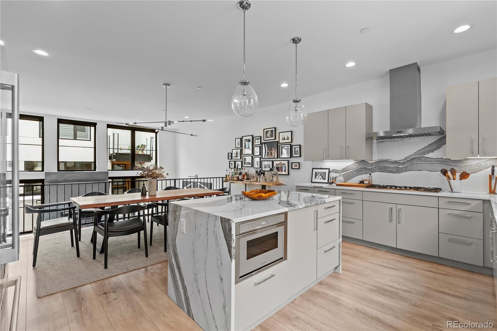 MLS Image #18 for 818  ash street,denver, Colorado