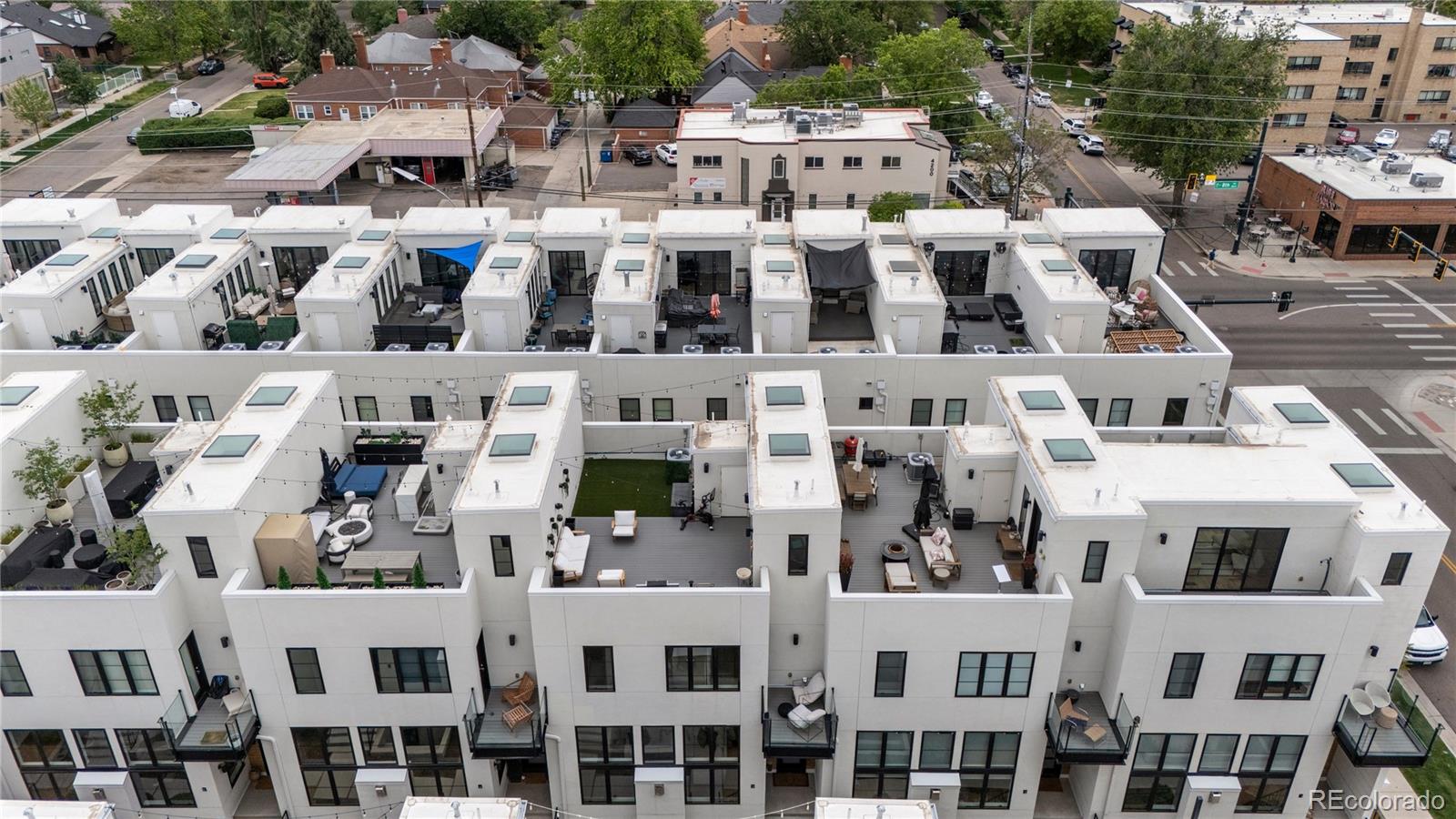 MLS Image #3 for 818  ash street,denver, Colorado