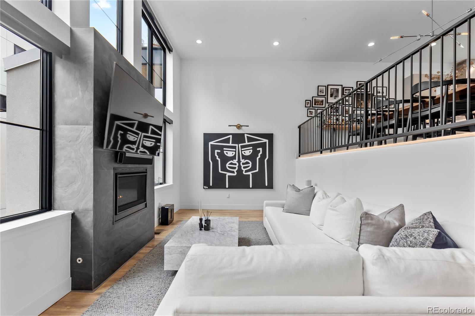 MLS Image #8 for 818  ash street,denver, Colorado