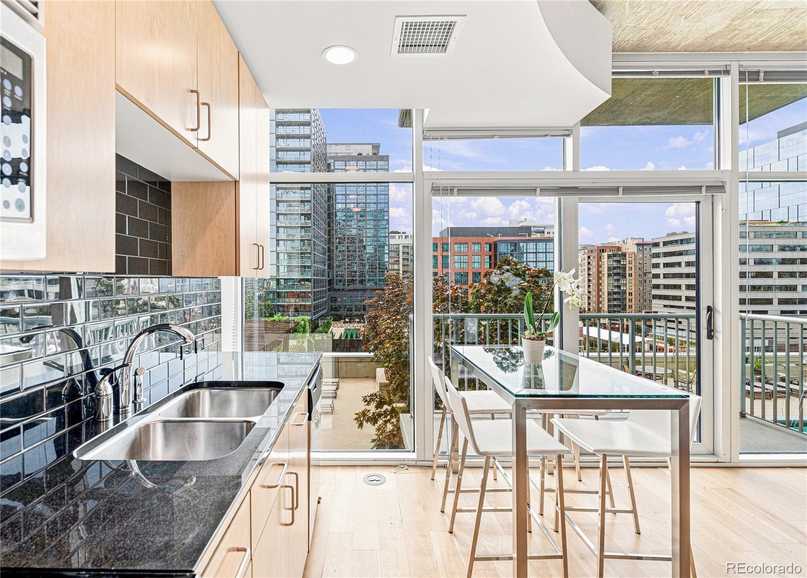MLS Image #4 for 1700  bassett street,denver, Colorado