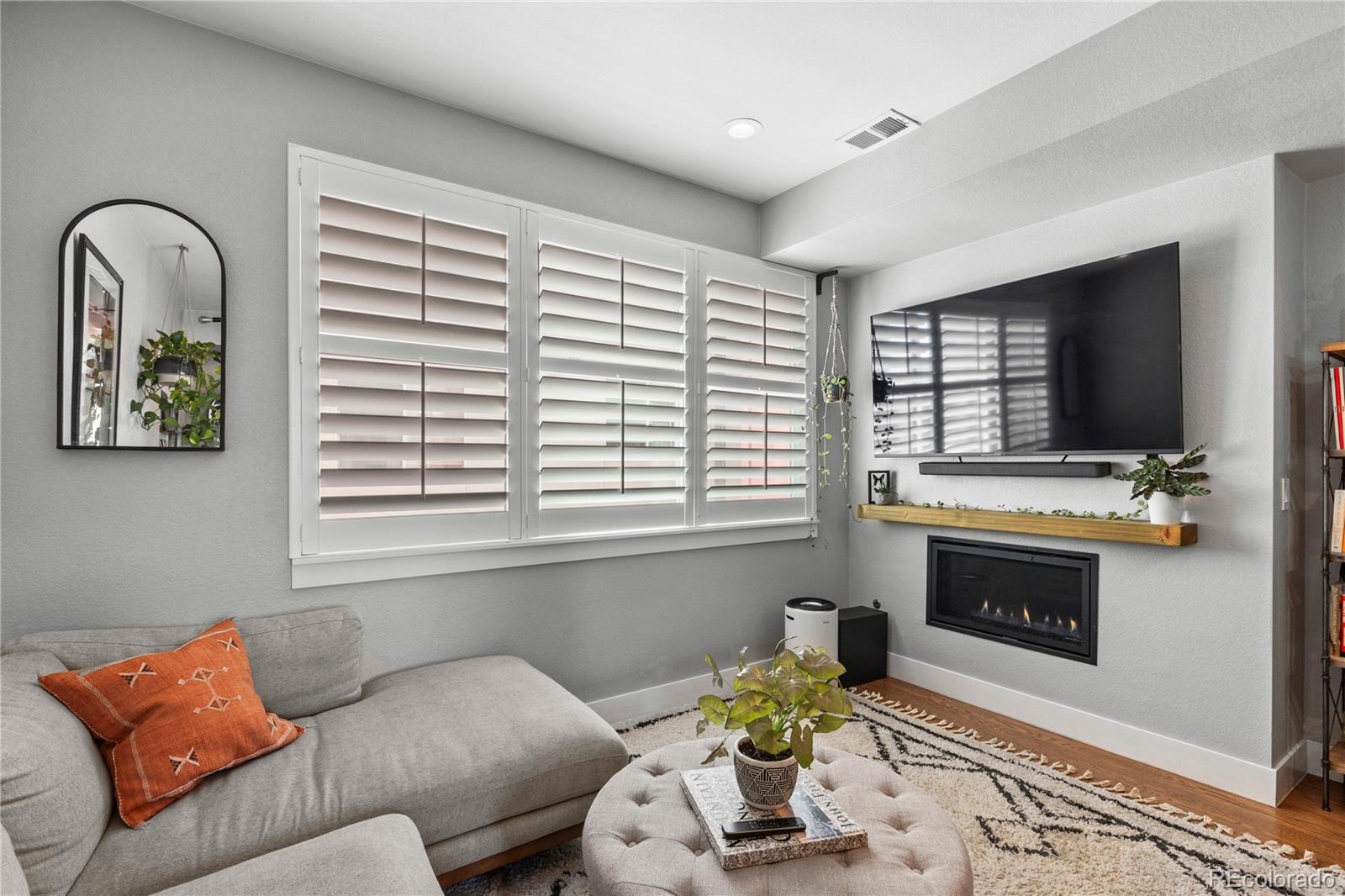 MLS Image #4 for 1906 w 38th avenue,denver, Colorado